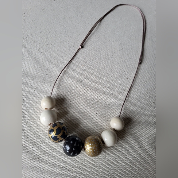 New handmade Necklace and earrings set - Picture 9 of 9